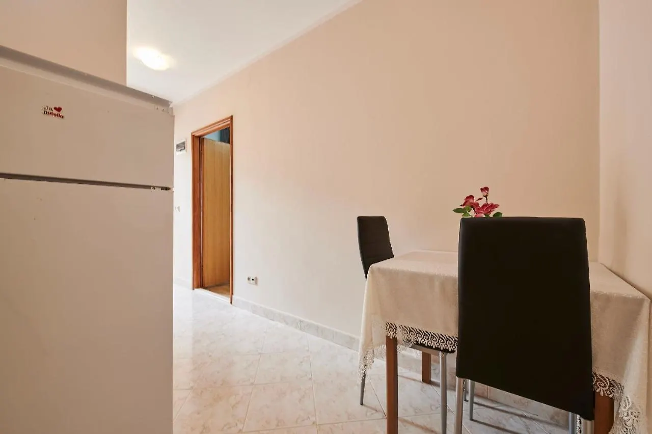 Cutan Apartment Trogir