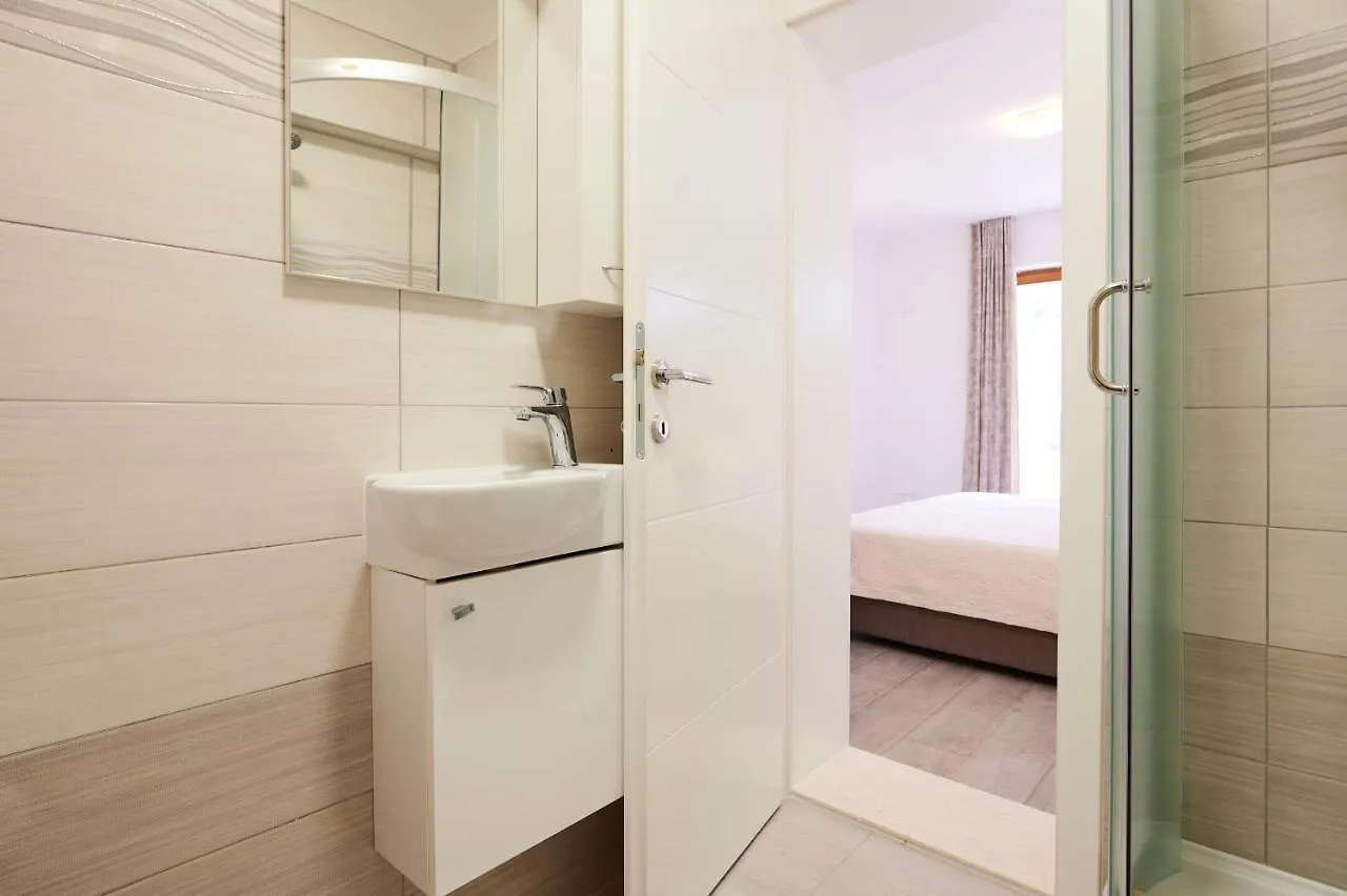 Cutan Apartment Trogir Croatia