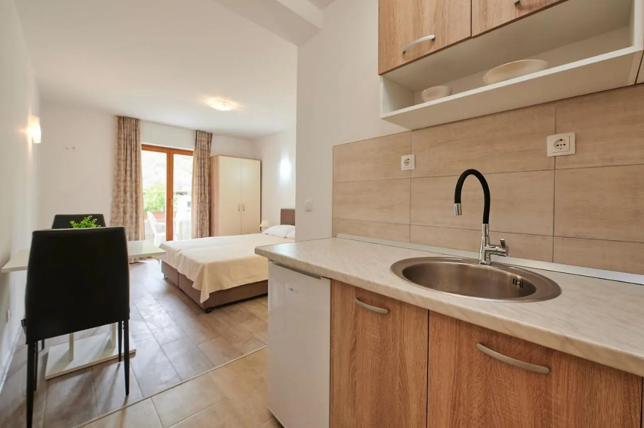 Cutan Apartment Trogir 0*,  Croatia